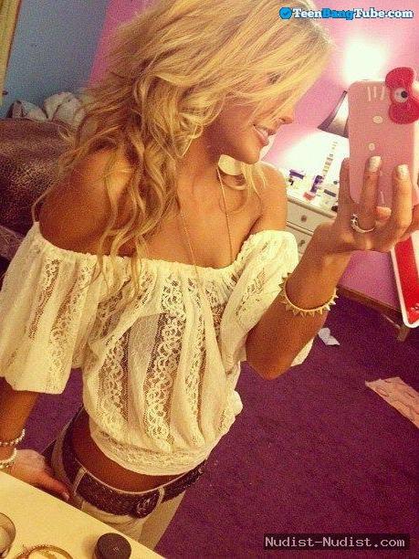 StunningTeens's tweet photo. http://t.co/jstscV8Qtl #stunning #teen #beauty #amateur #girlfriend #sexy #hot #barely #legal http://t.co/LCpBePrVrS