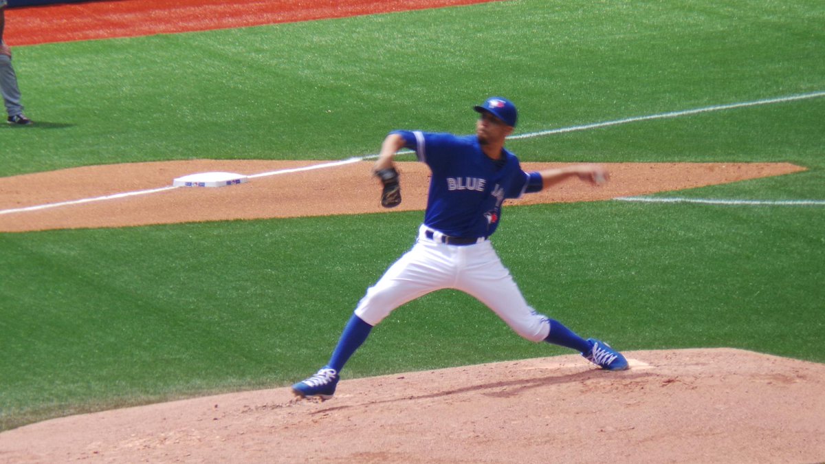 Hortons1's tweet photo. #DAVIDprice14 first start with @BlueJays my #TrueBlueMoment  #GoJaysGo ! http://t.co/VX8BoQzFr3
