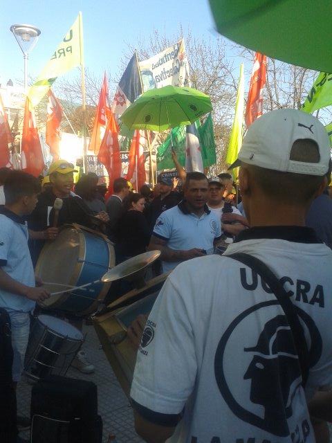 UocraMatanza's tweet photo. Uocra Matanza Acompaña #CristinaEnLaMatanza http://t.co/FgbsgzGmWf