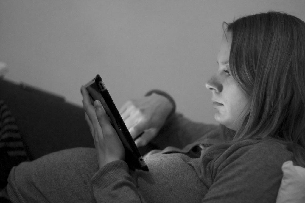 HealthKickAus's tweet photo. THE CURRENT STATE | Australia's youth are falling out of love with sport http://t.co/cOK5VEwO7F #KickIntoAction http://t.co/J2lsbtmOtS