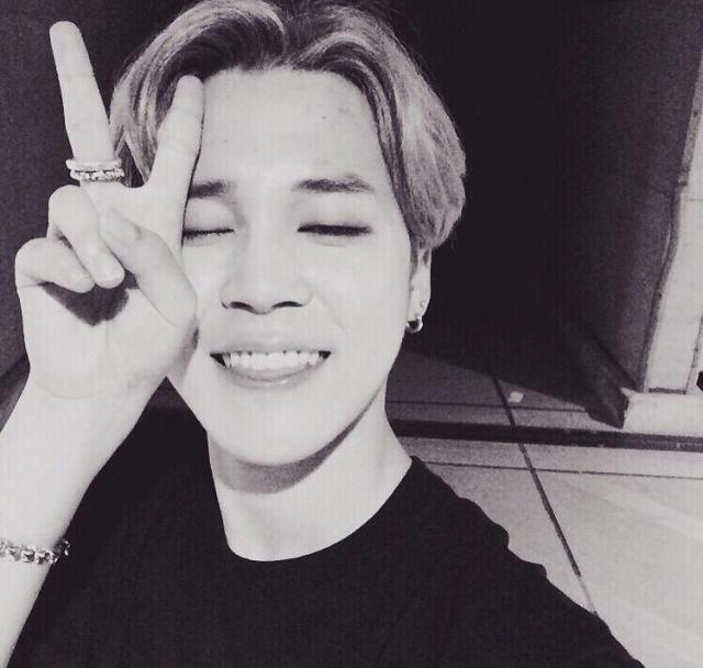 LMalikson's tweet image. 