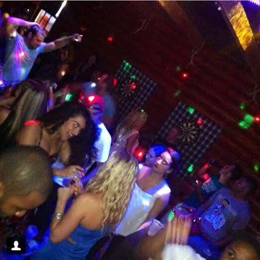 RowdyBuckPgh's tweet photo. It's poppin off @ #RowdyBuckPgh @southsidepgh NO COVER @ItsFreeBurgh Club DJ @M2Third $2.50 Drinks @pghpartycentral http://t.co/S1Q76b5nuh