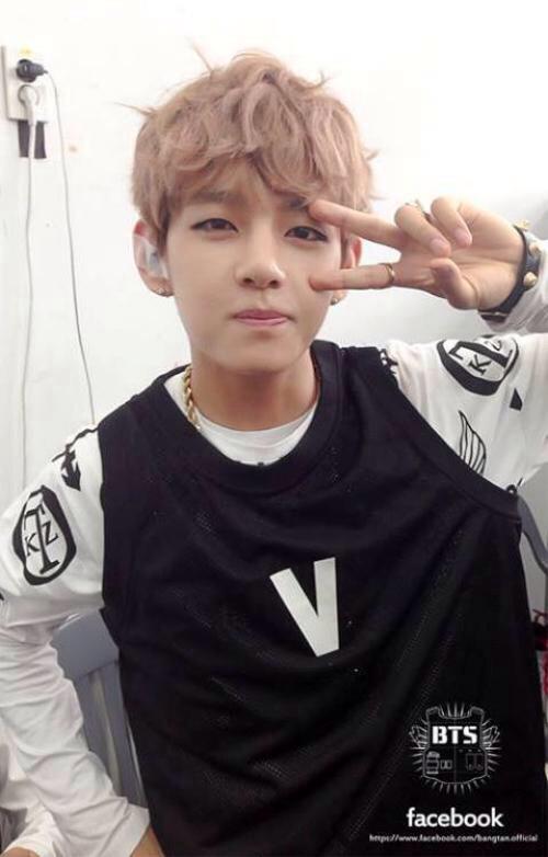 LMalikson's tweet image. 