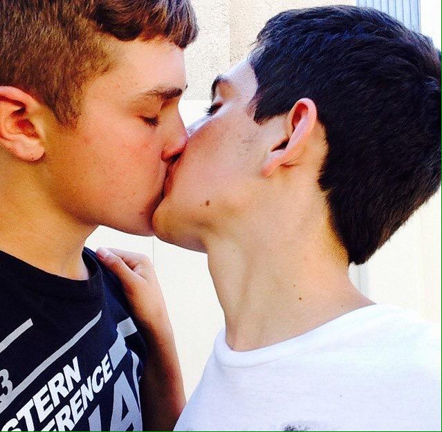 Gay contact sites
