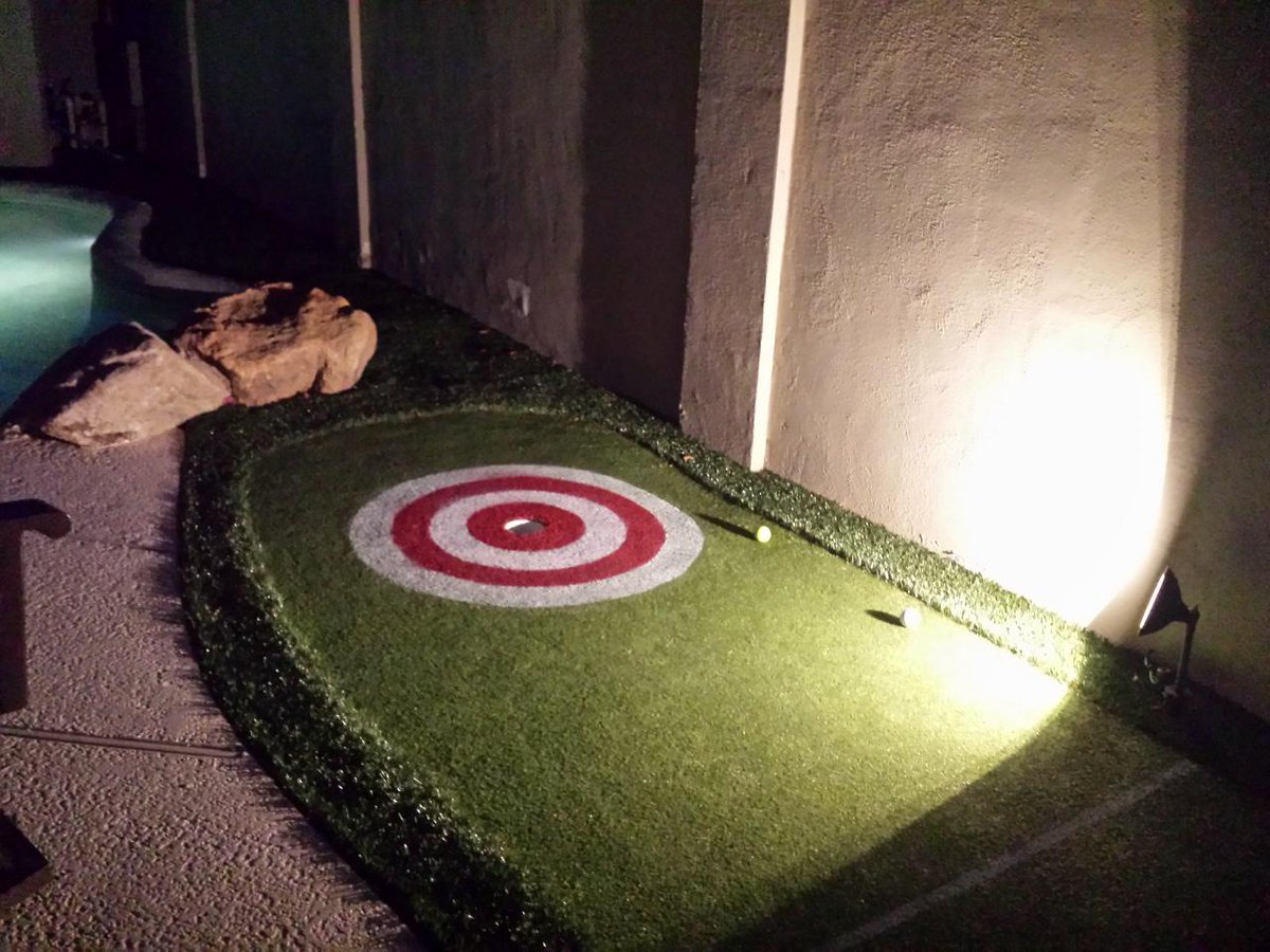 burtongolfworks's tweet photo. Enjoyed seeing @JKDgolfdesign ‘s developmental efforts to push the envelope in golf gaming! #golfinnovation http://t.co/PrkKOhYzyv