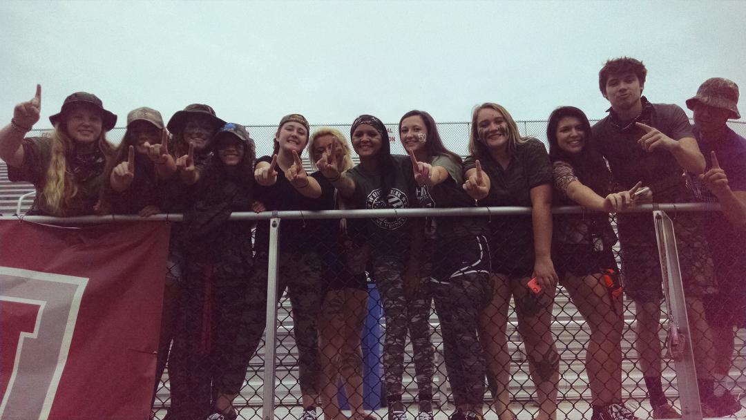 WhitmerAthletic's tweet image. Call at Lima...Panthers in the house. #panthenation