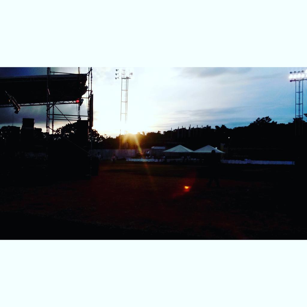 GRANVIGILIAPORT's tweet photo. Falta poco... #GranVigilia http://t.co/TXiLSqU48h