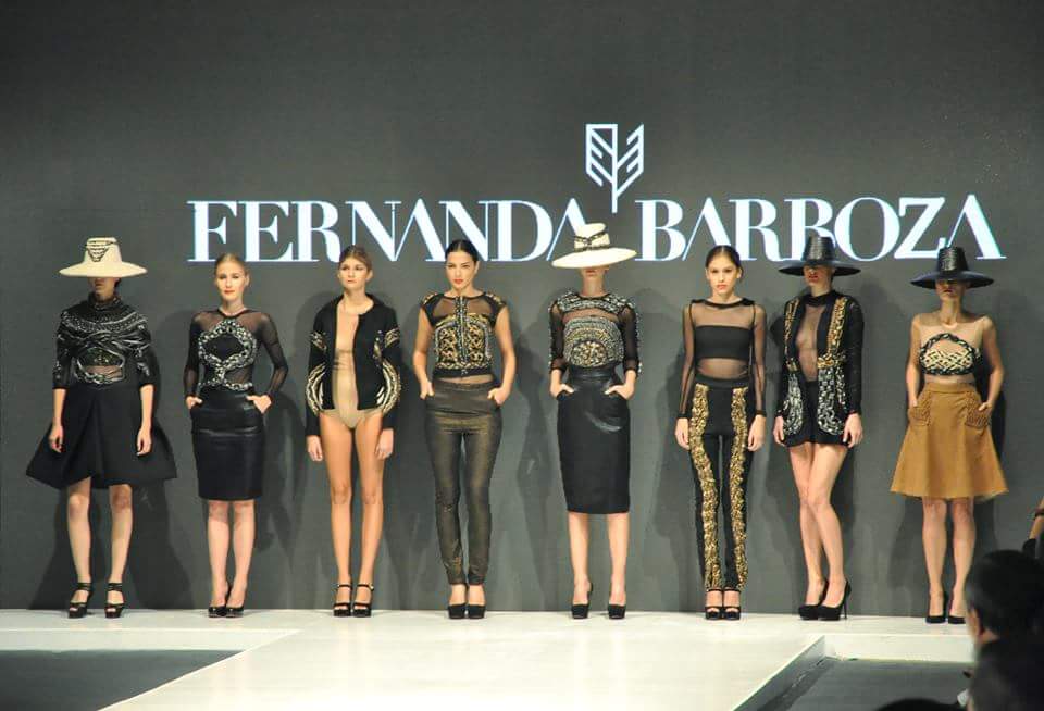 ferbarboza_'s tweet photo. #FernandaBarboza #PeruModa2015 #FW15 #MadeInMexico http://t.co/NggoazC0bo