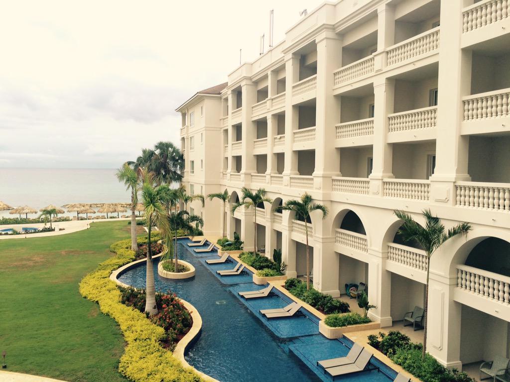 RaquelOnceWed's tweet photo. Having a wonderful experience at the Hyatt Zilara Montego Bay. Looking forward to the bridal expo tomorrow! http://t.co/PZlt1hJDyw