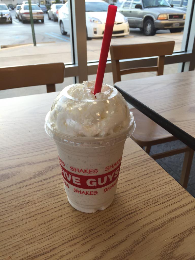 eharbilas's tweet photo. @FiveGuys after a big week @PGA Level 1 WOW! http://t.co/tugNfefQzO