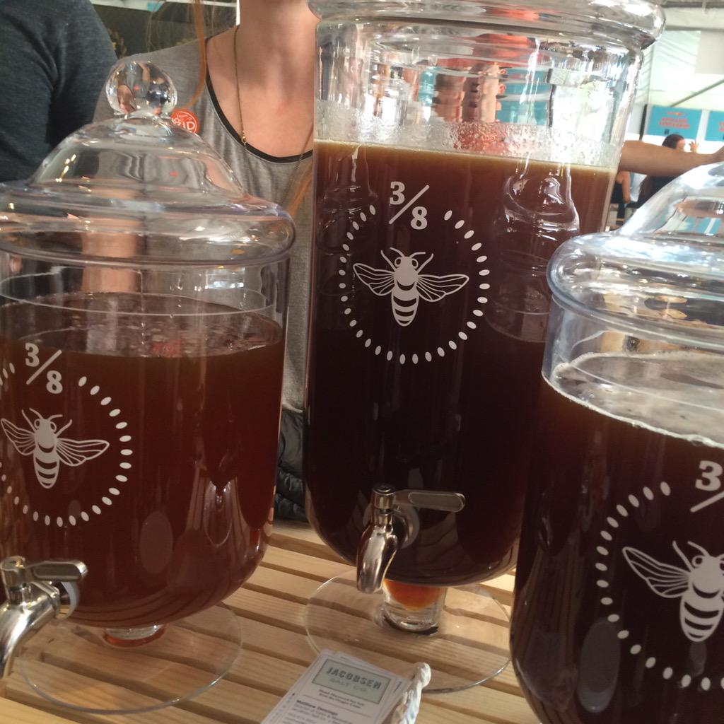 travelportland's tweet photo. .@beelocalhoney is pouring the good stuff at #FeastPDX! So sweet...! #PDX http://t.co/NuPKPv3oCI