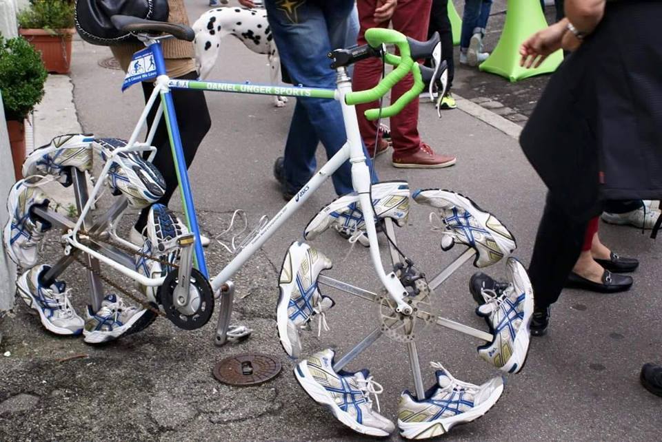 silvercog's tweet photo. #iridebicycles http://t.co/FLehzoB6qU http://t.co/5G8DwqMRUe