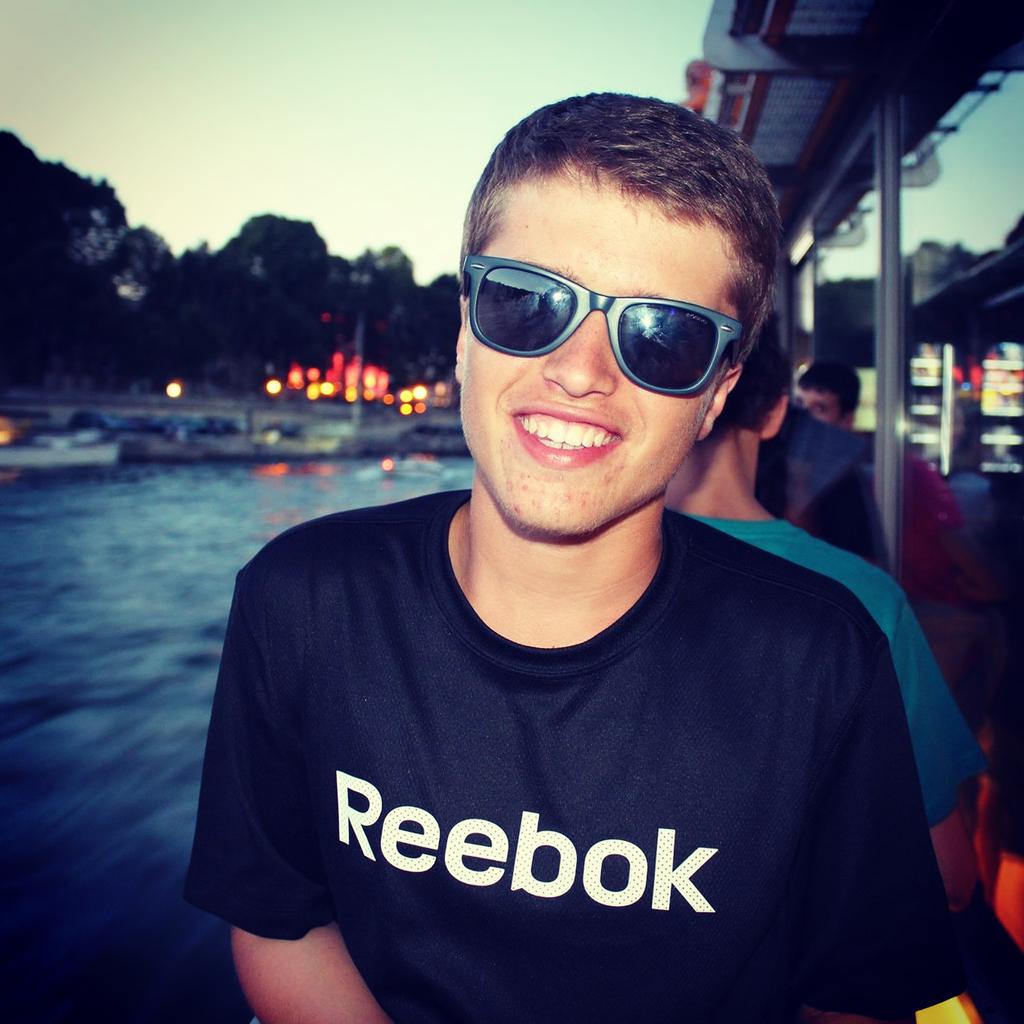 papi_suave12's tweet photo. Bye summer holidays 2015
#missthis #junetrip #parisjetaime http://t.co/TabQr7rErv