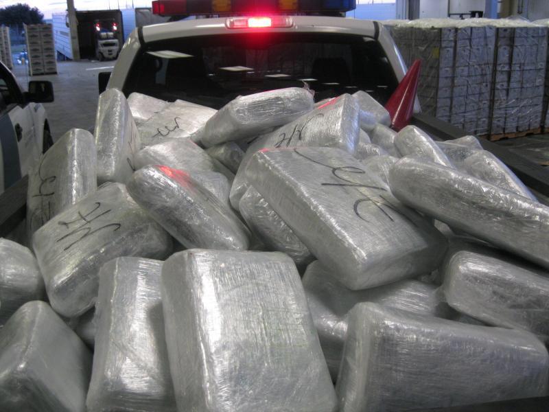 CBP's tweet photo. Limes weren’t the only thing green in this shipment—#CBP officers found 1T of marijuana. http://t.co/nhlroOvPln http://t.co/s7bEPEJD70