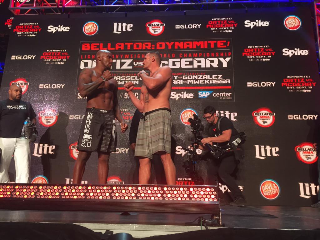BellatorMMA's tweet photo. We move from the ring to the cage! Weigh-in continues on http://t.co/PC6krPQDzP. #DYNAMITE1 http://t.co/wz3qIlhPhy