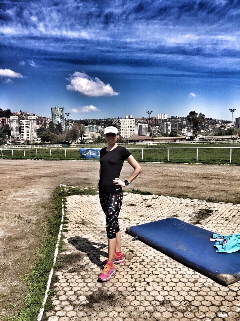 TeamproRunners's tweet photo. Hoy feriado en chile nuestros socios no desaprovecharon y entrenaron igual, solo quedan 2 semanas para @maratonvina http://t.co/5rGksGwtGV