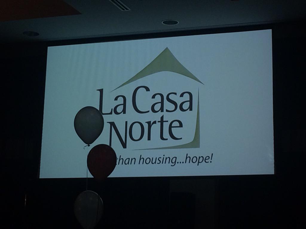 aliciachisports's tweet photo. Happy to support @LaCasaNorte and @solamoresflores at their annual gala!  #digin4dignity http://t.co/k9uJv4RNQA