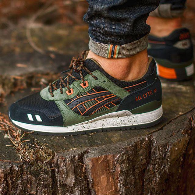 taxi Medal Senior citizens Sneaker Shouts™ on Twitter: "On foot look at the ASICS Gel Lyte III "Winter  Trail" NOW available here -&gt; http://t.co/oGWK7b7I8s  http://t.co/ElvLfrM1JH" / Twitter