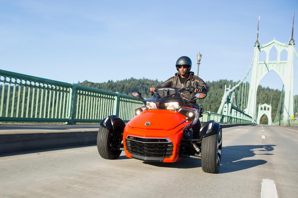 CanAm3Wheel's tweet photo. Introducing the all-new 2016 #CanAmSpyder line-up. Be part of the evolution. Visit http://t.co/AAPCgnJpVD #ClubBRP http://t.co/4dNpAzNynh