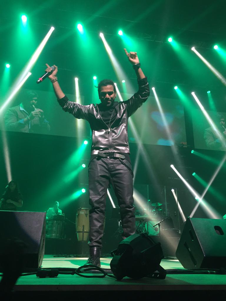 MilleniumPlus's tweet photo. It was a fabulous show!  Thank you @sscalgary @Sulaiman @salim_merchant #Calgary #yyc http://t.co/128KIK3kxd