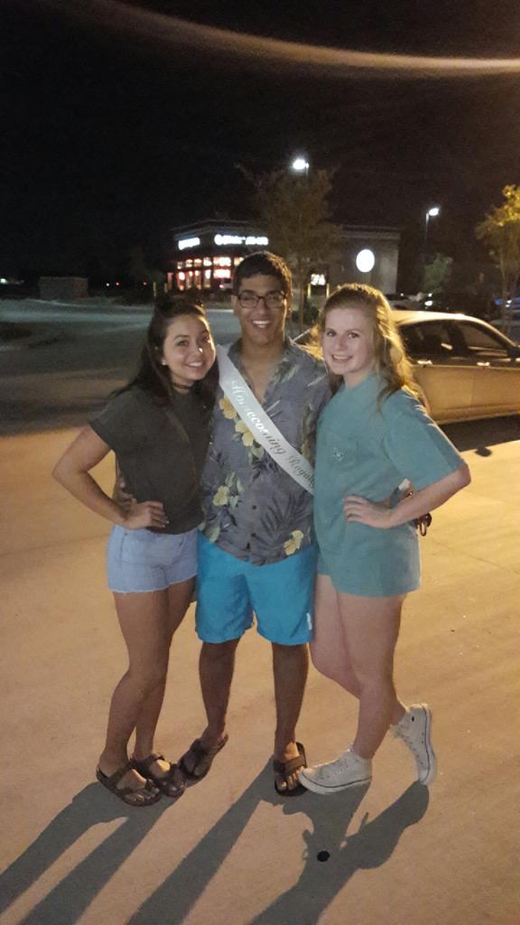 sarah_mcdonald3's tweet photo. Krishant with royalty #HOCOAF http://t.co/9dtduEPnQr
