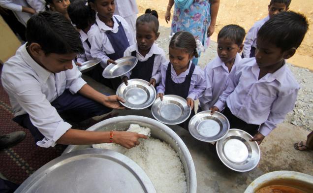 the_hindu's tweet photo. Over 50% of midday meal samples lack protein—http://t.co/5EZ0zxm1zX http://t.co/DAoxsGxBjM