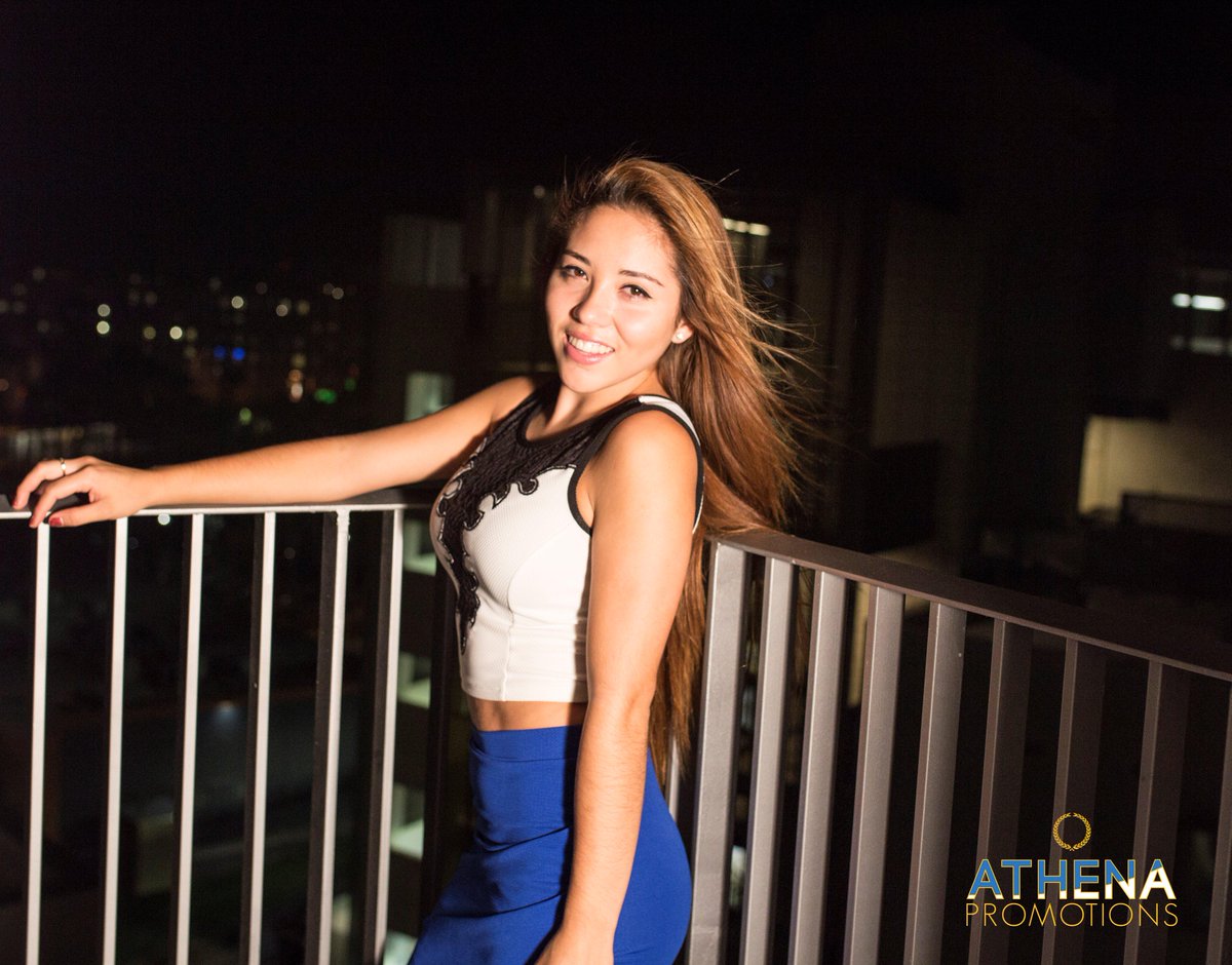 GoddessTakeover's tweet photo. Selene, 19

#GoddessesOfAthena #GoddessTakeover #AthenaPromotions http://t.co/fzv6KorJSB
