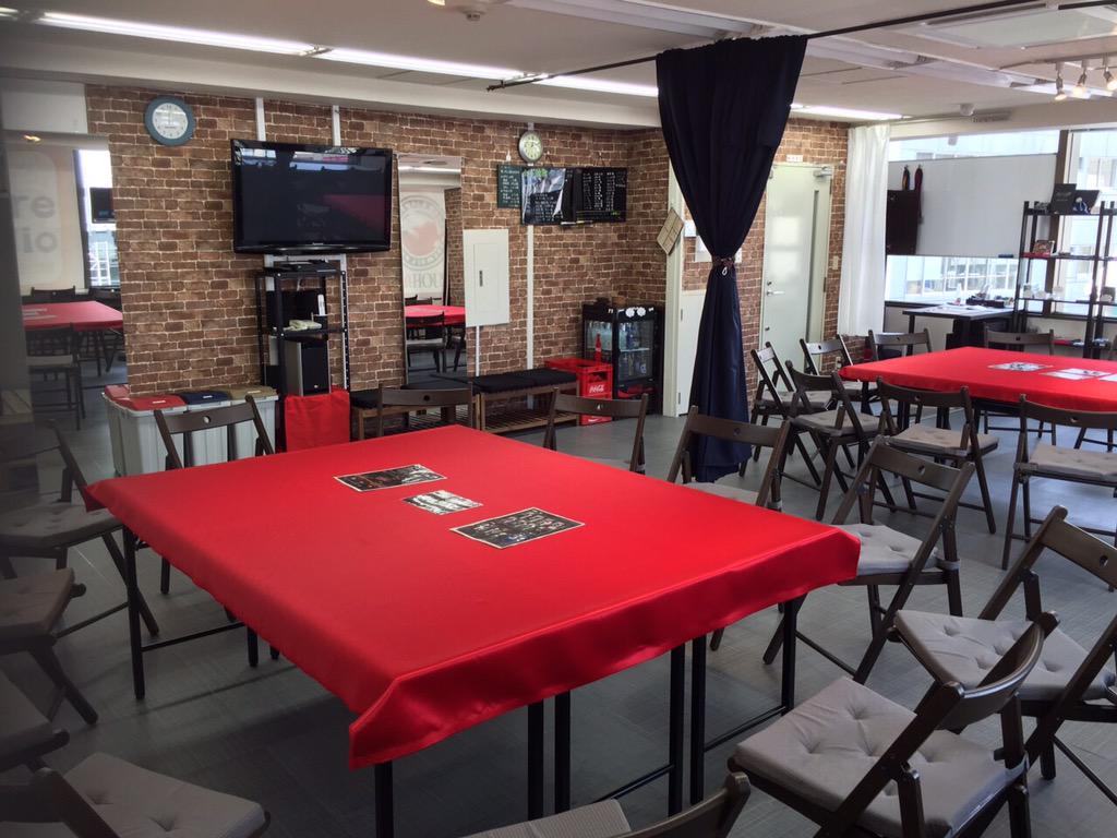 JinroHouse's tweet photo. これが新しい人狼ハウスだ！！！

本日13:00グランドオープン！ http://t.co/ad04QJlnPi