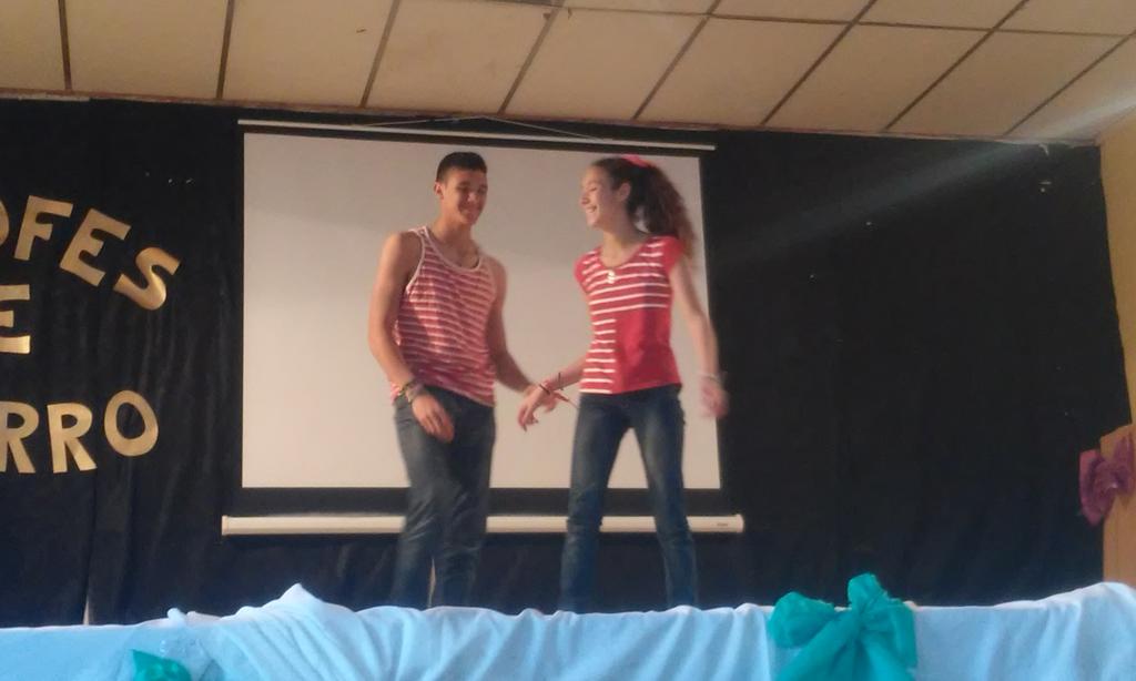 INTERTRIBUCSJ's tweet photo. Baile tribu roja http://t.co/Dv4H6w02LK