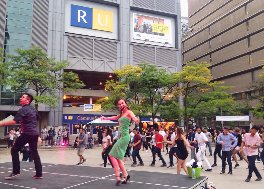 RyersonMoves's tweet photo. Salsa all night long! 💃 #SalsaAtSunset #RyersonMoves #ShutUpAndSalsa http://t.co/ufkSdxkKOV