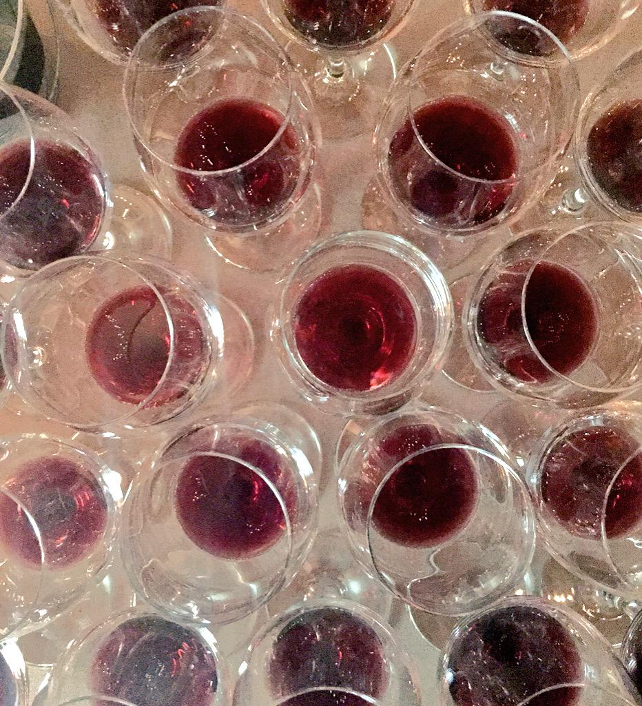 figgirl's tweet photo. Mmmm #grenache. #GrenacheDay2015 #grenachday http://t.co/HY0pgrS0q0