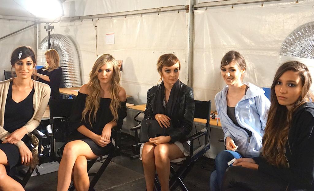 HayleyAnnRose's tweet photo. Backstage Beauty: WA Designer Runway #1 forย #TPFF15 http://t.co/5dEVrXObu7 http://t.co/xB8FM73ZGz