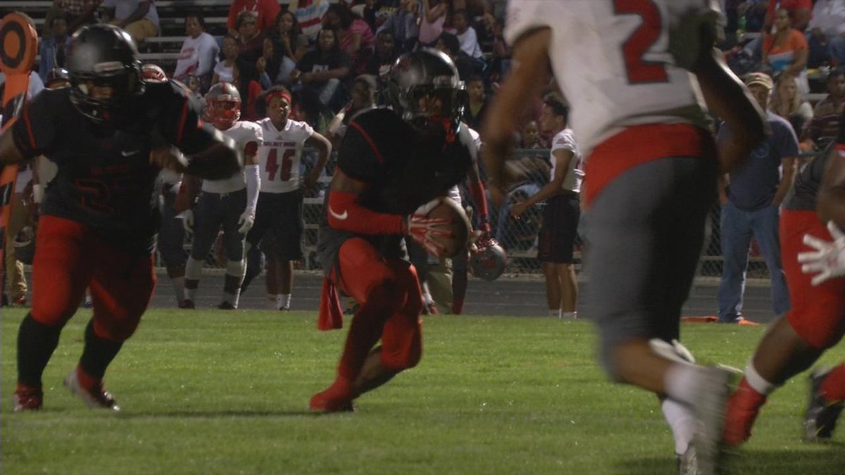 fox28columbus's tweet image. #FootballFrenzy featuring @CruiserFootball, @reddevilsccs, @HartleyFootball, &amp;amp; @SCPrepFB - bit.ly/1FTgnkE