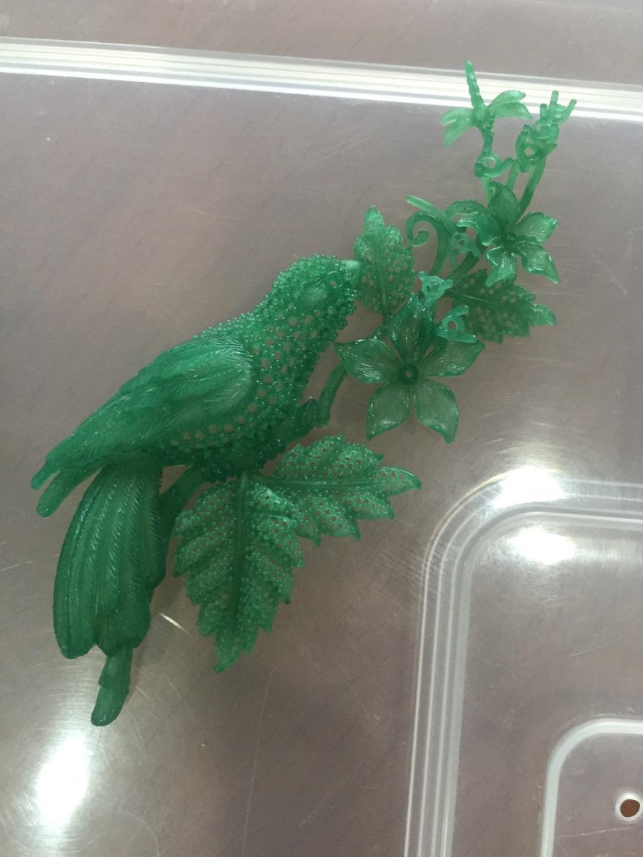 KwanThaiGems's tweet image. brooch #waxmodel #waxcraving #jewellery #jewelrydesigner #KWANTHAIGEMS #ring #earring #designer