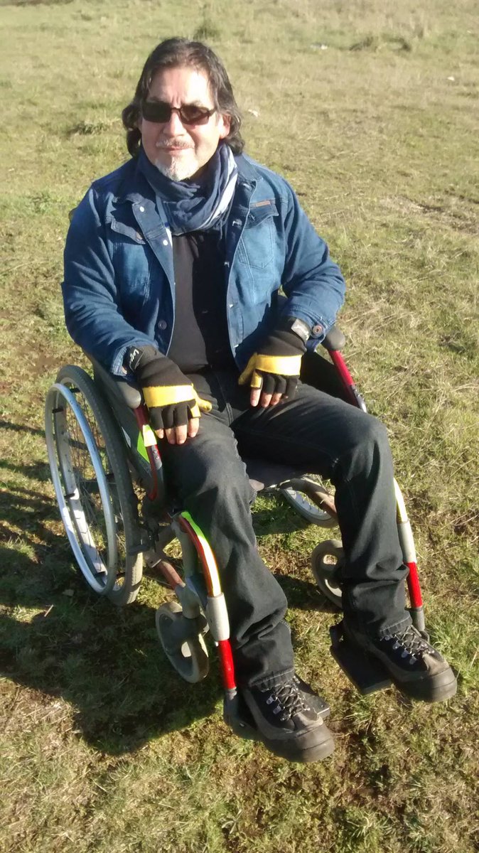 JorgeAnguloM's tweet image. Una linda tarde de cometas y aire libre.