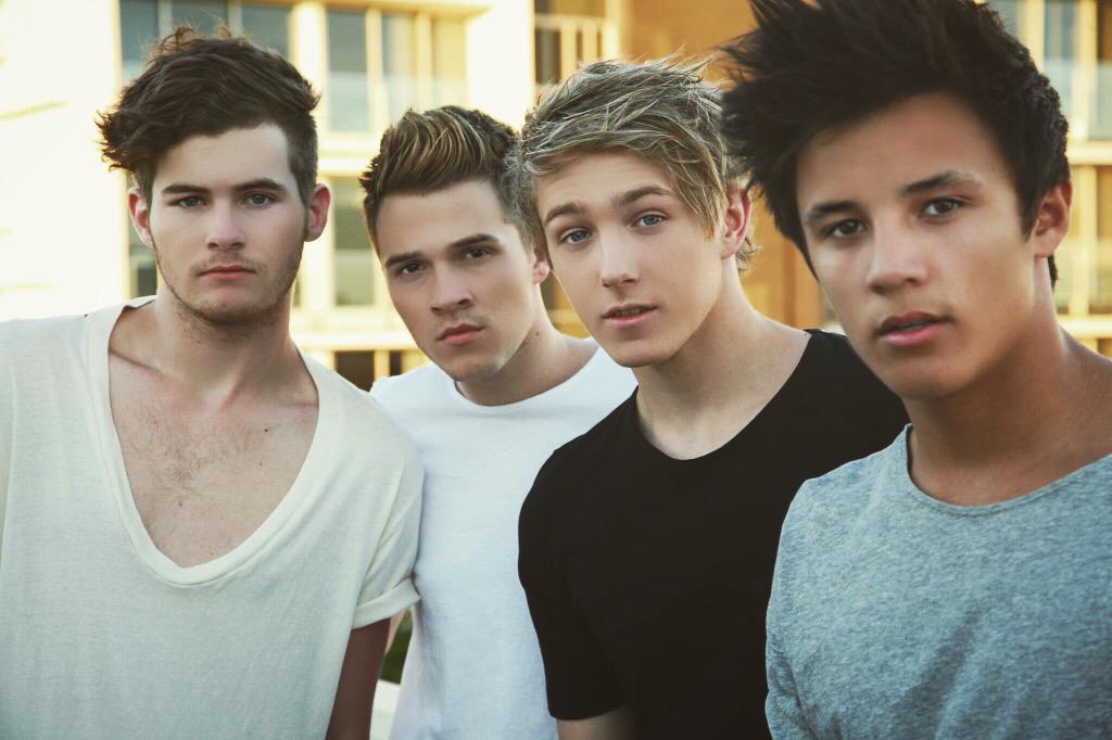 soundslikeWAT's tweet photo. #WATAThrowBack #WeAreWAT #WATUpWorld http://t.co/yFmgN0RRq5