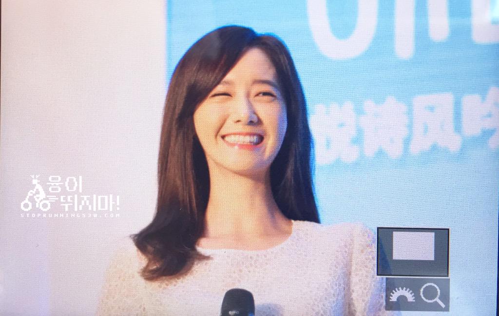 [PIC][18-09-2015]YoonA khởi hành đi Bắc Kinh - Trung Quốc để tham dự sự kiện "Innisfree GREEN BICYCLE TOUR" vào sáng nay CPPyzxEUwAAsg6l