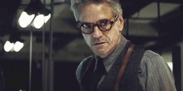 Happy Birthday to our Alfred Jeremy Irons! 67 years of making this world a more badass place  