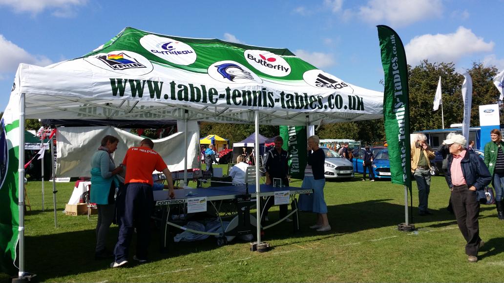 VernonKingTech's tweet photo. Already busy and were only just under way! Come and try @Dunmow_Carnival with #bncattc. http://t.co/q6OxcXXPjy