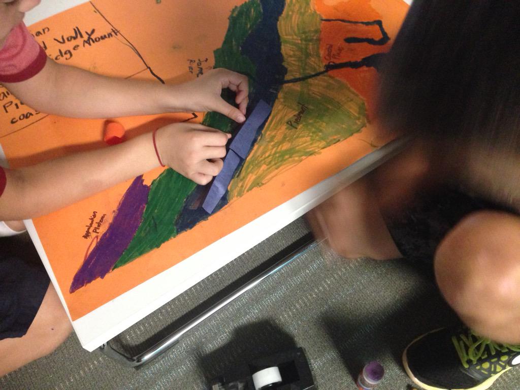 mthornton78's tweet photo. @pammoran @csratliff @ebredder @irasocol #Making a 3D geographical map of VA #MakeinProgress #satchat http://t.co/l9sWwC4Cjc