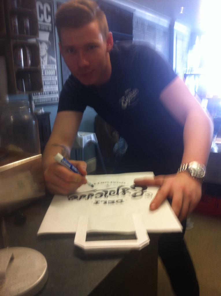 deliespresso's tweet photo. @piesportsbooze KEVIN DE BRUYNE lands Saturday job @deliespresso  #ManchesterCity http://t.co/vFiaU8b2zE