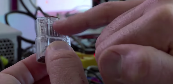 FUTUREMAGde's tweet image. Ein #Mikrochip wie im #Smartphone könnte Krankheiten genetisch aufspüren und helfen diese vorzubeugen. #Prävention