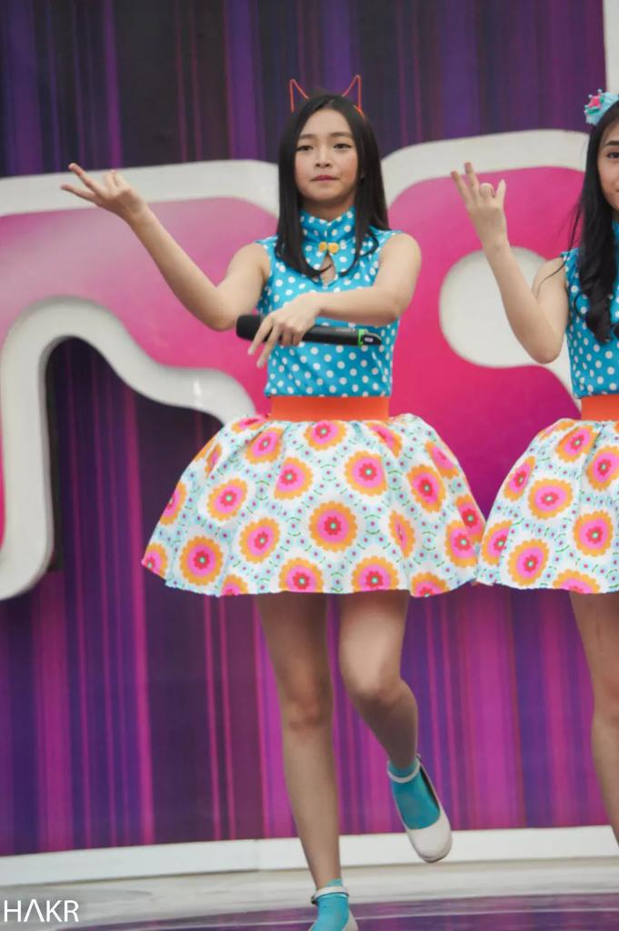 All_Livianatics's tweet photo. #SelaluDiHatiLivia #TeenebelleAtINBOX #19092015 @Teens_Rika http://t.co/PziRHOJE2h
