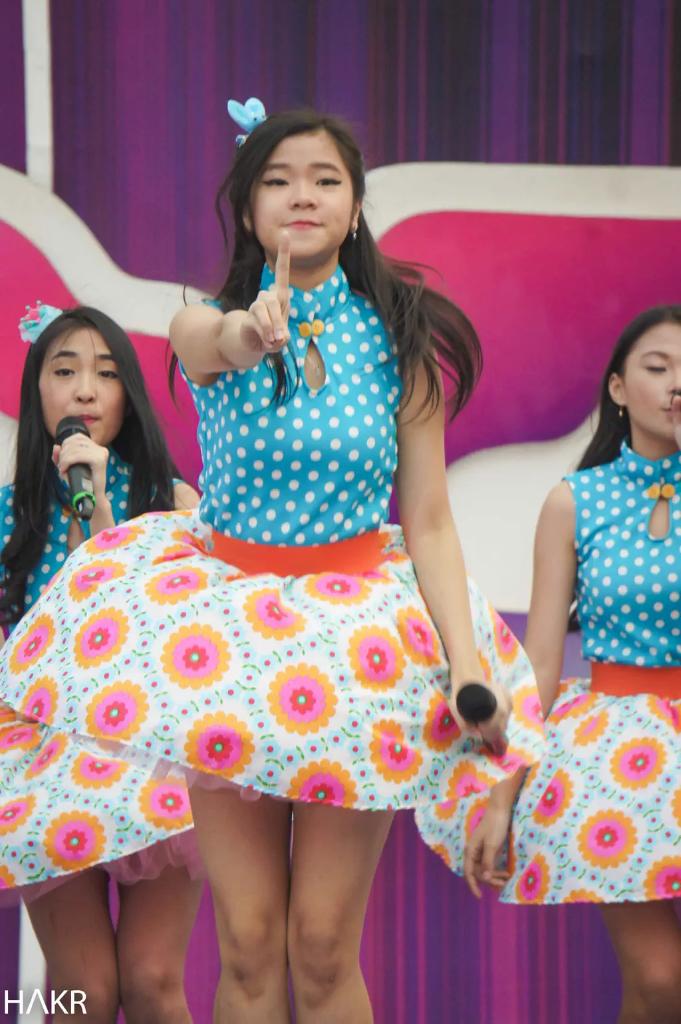 All_Livianatics's tweet photo. #SelaluDiHatiLivia #TeenebelleAtINBOX #19092015 @Teens_Shieren @ShierenTeensOFC http://t.co/bHdqTIuFMf