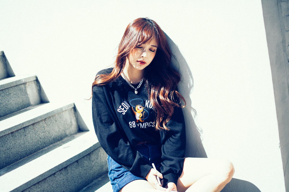 韓国ファッション Girls Rule در توییتر 来週は新しいモデルさんの撮影があります 新しいモデルさん４人くらい入って どんどん紹介して行くので 期待してください ガールズルールのモデルは可愛い これは間違いない もちろん服も Http T Co Doe4tf8vpj Http