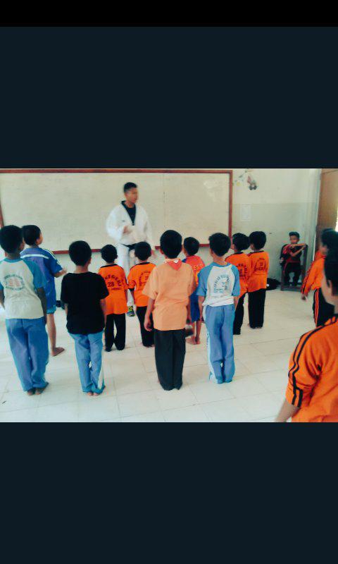 Dickypranata26's tweet photo. Walaupun susah diajar akhirnya ada saatnya mereka nurut 😅😩 http://t.co/StyfZZRjQn