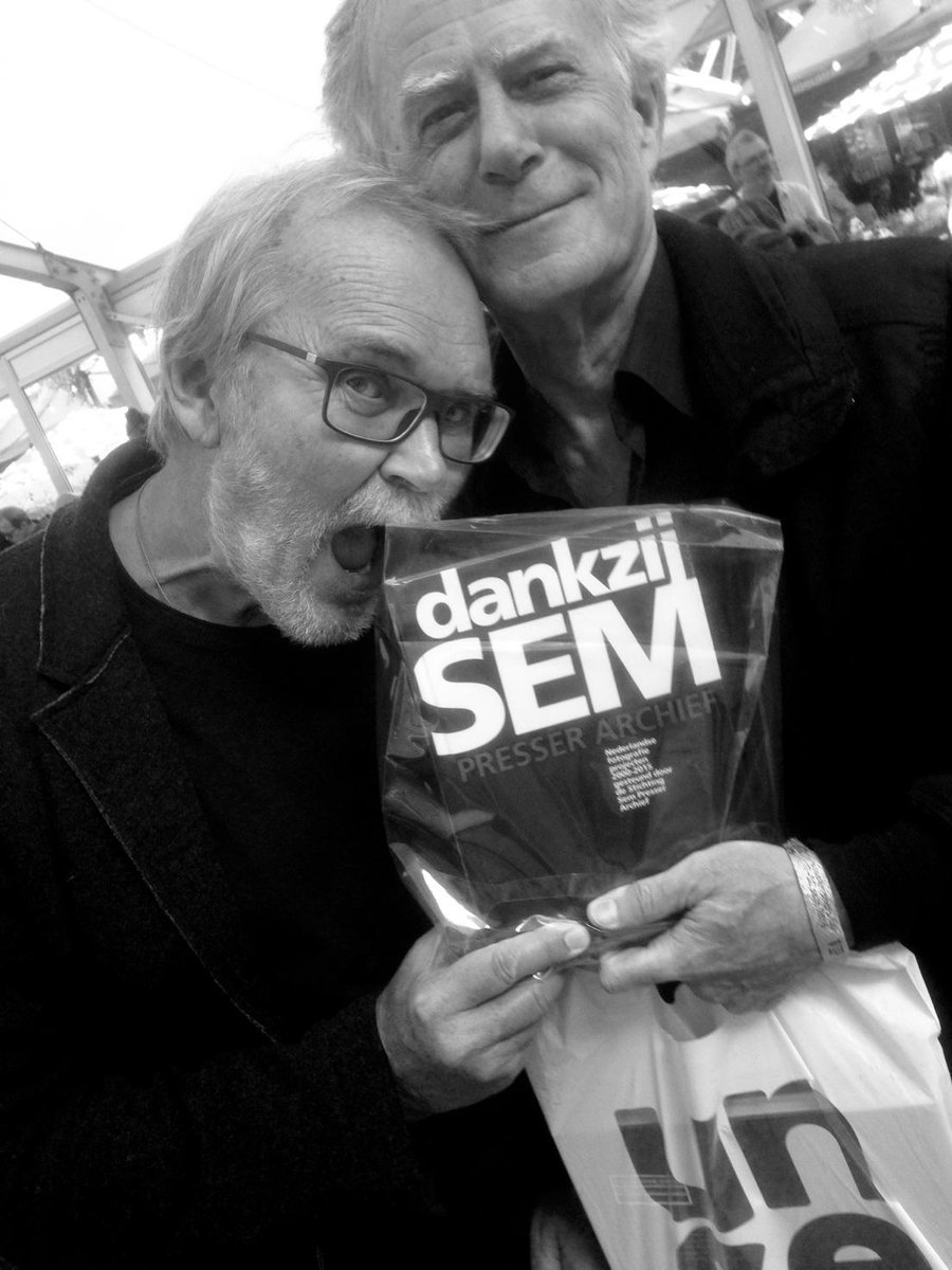 VincentMentzel's tweet photo. #BartNieuwenhuijs & #HansVanBlommestein with the photobook project #DankzijSem @UnseenPhotoFair #SemPresser http://t.co/FPCkcxewxV