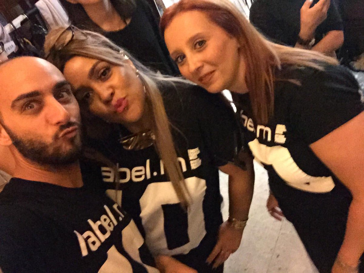 DaniqueHair's tweet photo. Day 1 #LondonFashionWeek #backstage #selfie #daniquekeri #catwalk @labelmUK #labelb #team http://t.co/eDzxCIb46l