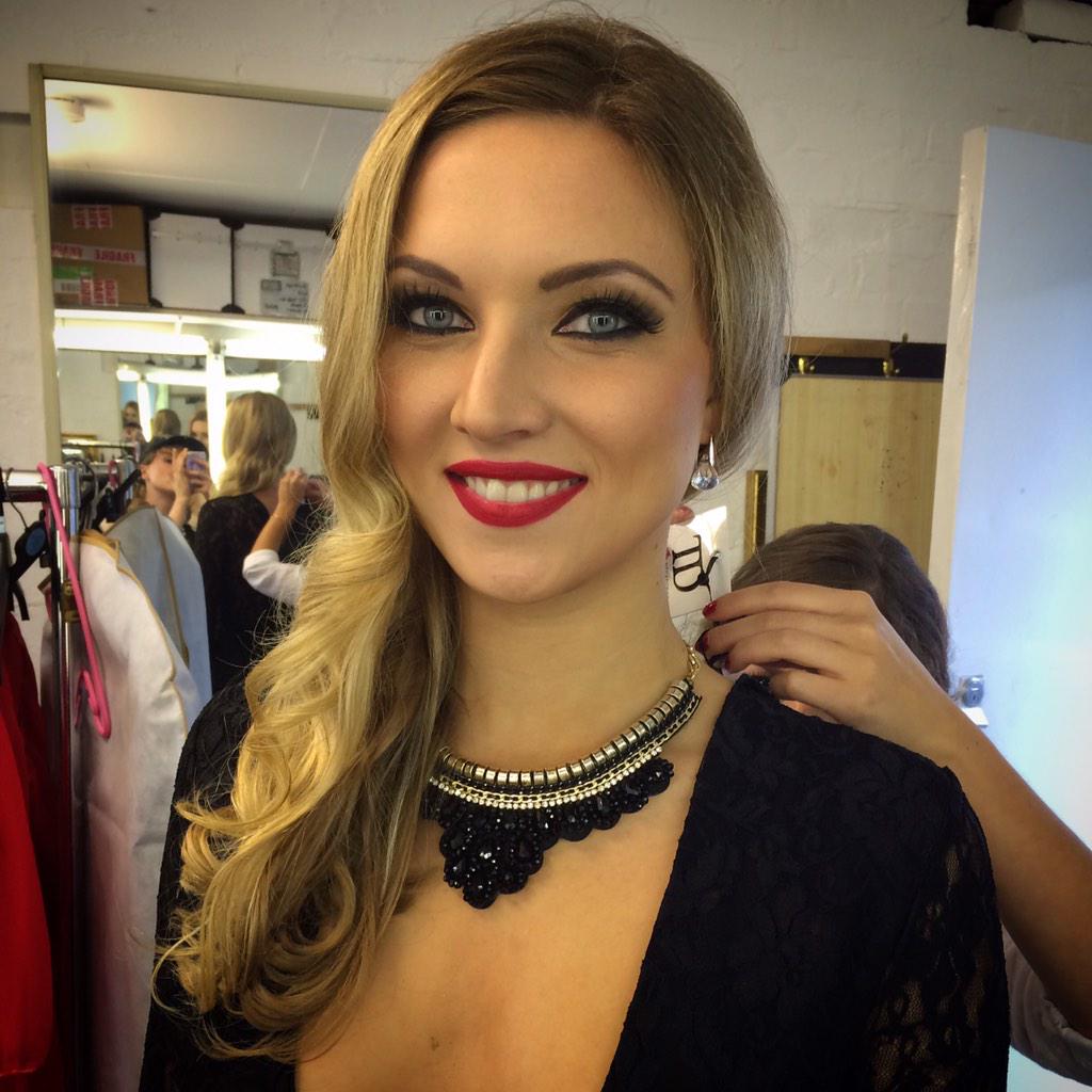 SammmAgnew's tweet photo. @jovidamartin and her many looks on set yesterday @CrookedHouseUK #fadercane #sammmagnewhairandmakeup #fashion #glam http://t.co/SuZhAhgIOr