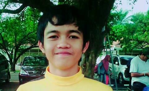 Neni_rizy's tweet photo. agak beda sih,,, tapi kecenya masih sama....... :D http://t.co/qXcAQVTJGD